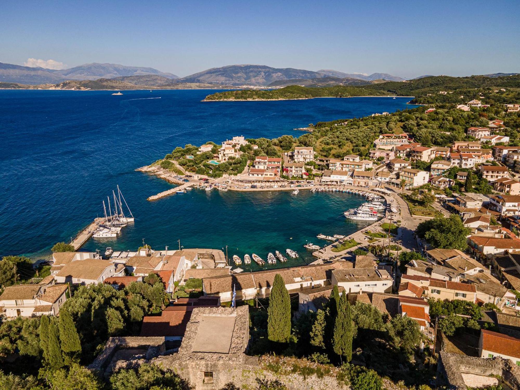 Serenity House Kassiopi Esterno foto